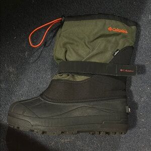 Columbia Olive and Black Snow Boot